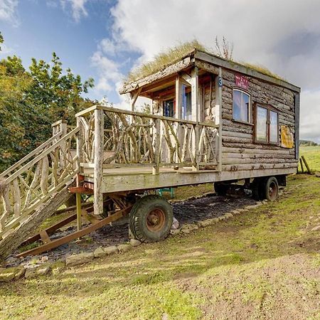 2X Double Bed - Glamping Wagon Dalby Forest Scarborough Exteriör bild