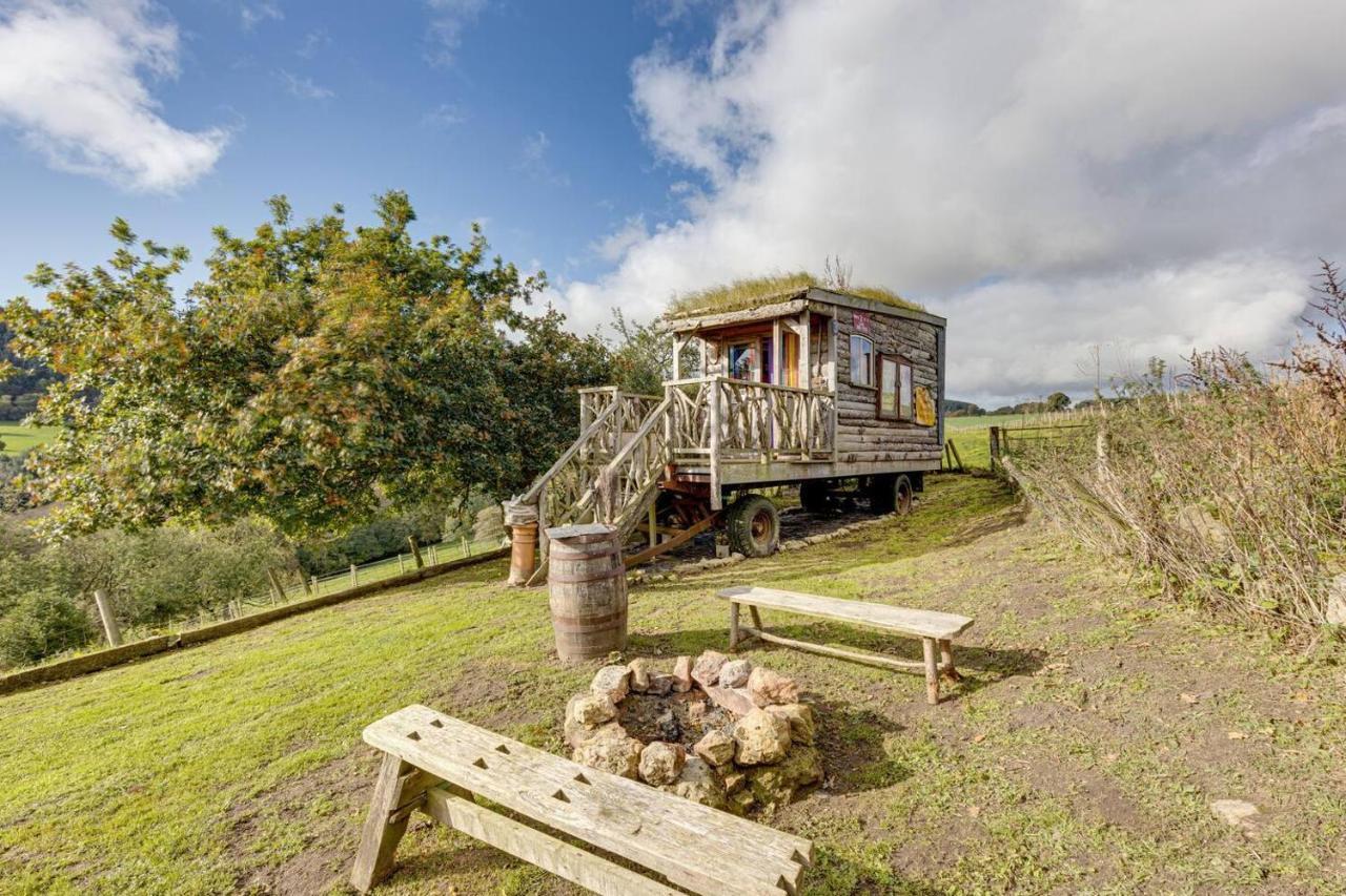 2X Double Bed - Glamping Wagon Dalby Forest Scarborough Exteriör bild
